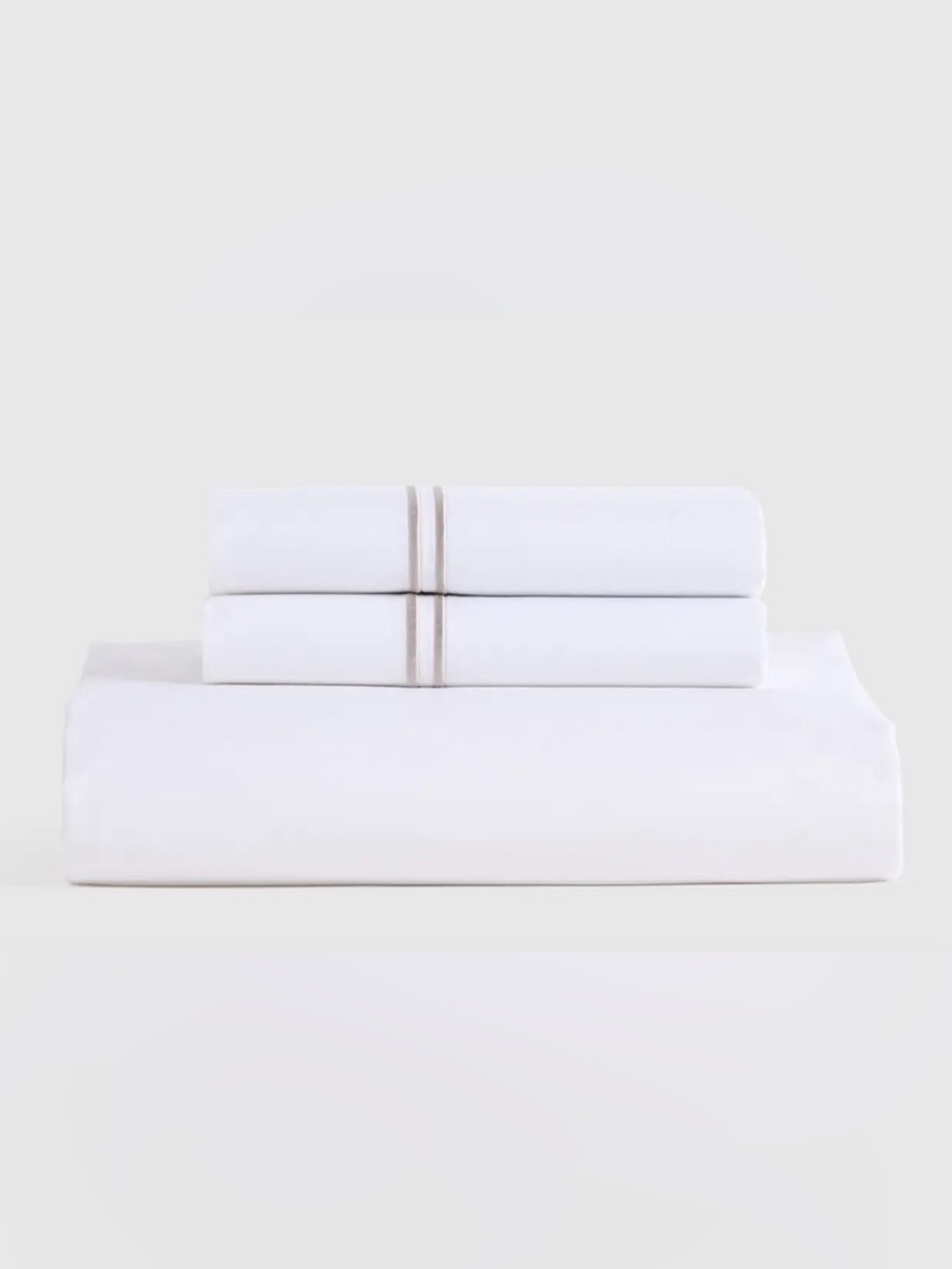 NWOT Quince Organic Crisp Percale 3 Pc Fitted Sheet Set, Queen -Dove Embellished